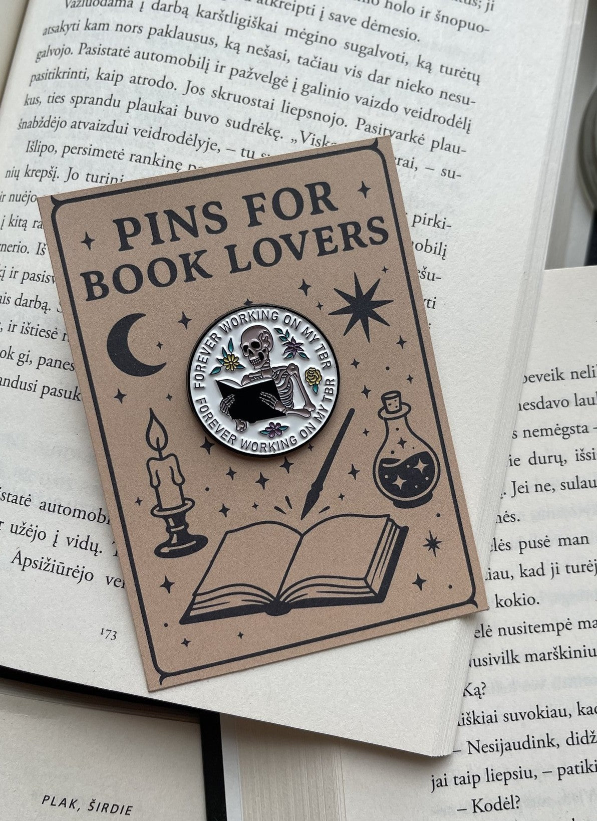 Pins "Forever Working on my TBR"