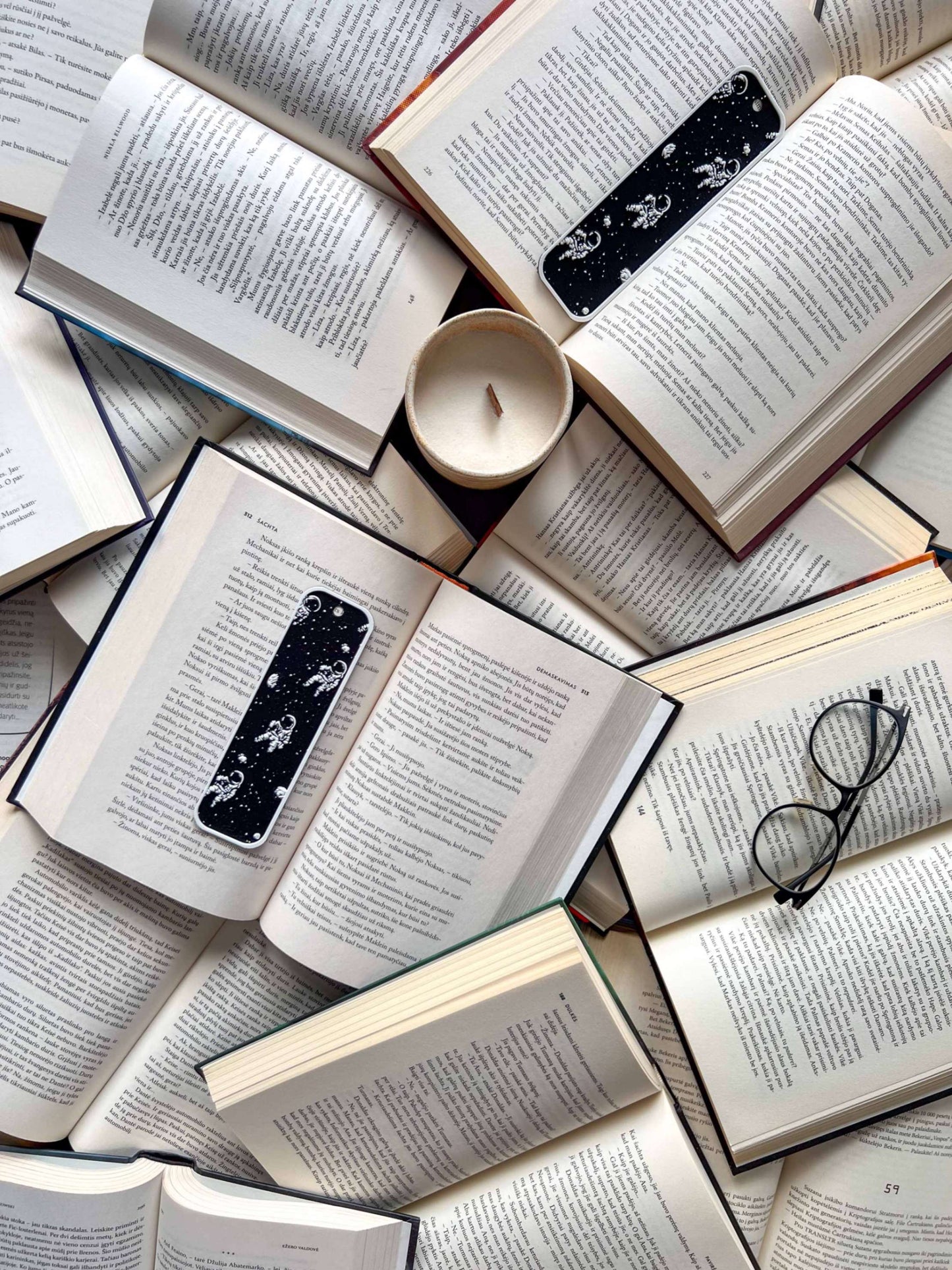 Bookmark "Outer space"