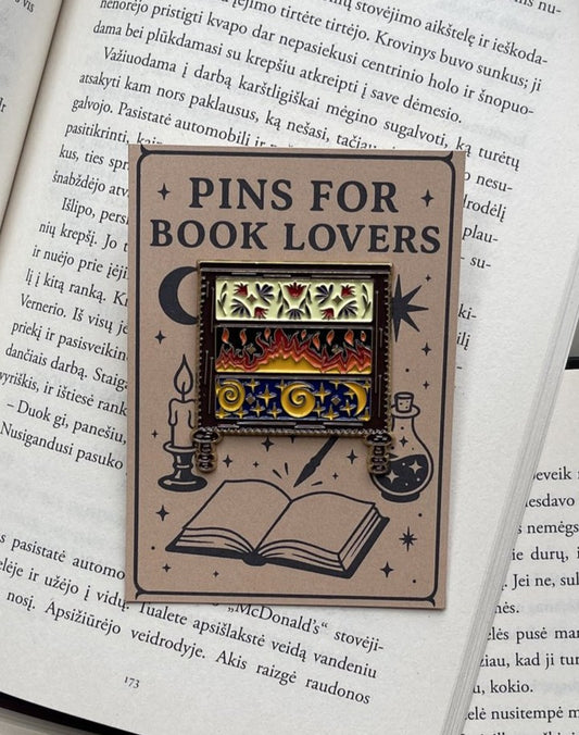 Pins "ACOTAR mini dresser"