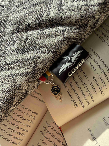 Book Sleeve „Midnight Whispers“ + 2 Bookmarks (For Free)