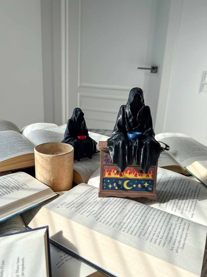 Feyre's Dresser + Suriel