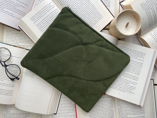 Forest Pages + 2 bookmarks (for free)