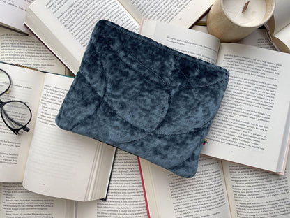 Deep Blue Pages – E-Reader Sleeve