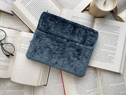 Deep Blue Pages – E-Reader Sleeve