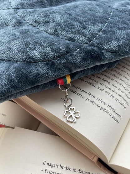 Deep Blue Pages – E-Reader Sleeve