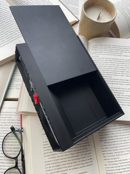 Booknook “Hidden Blade”