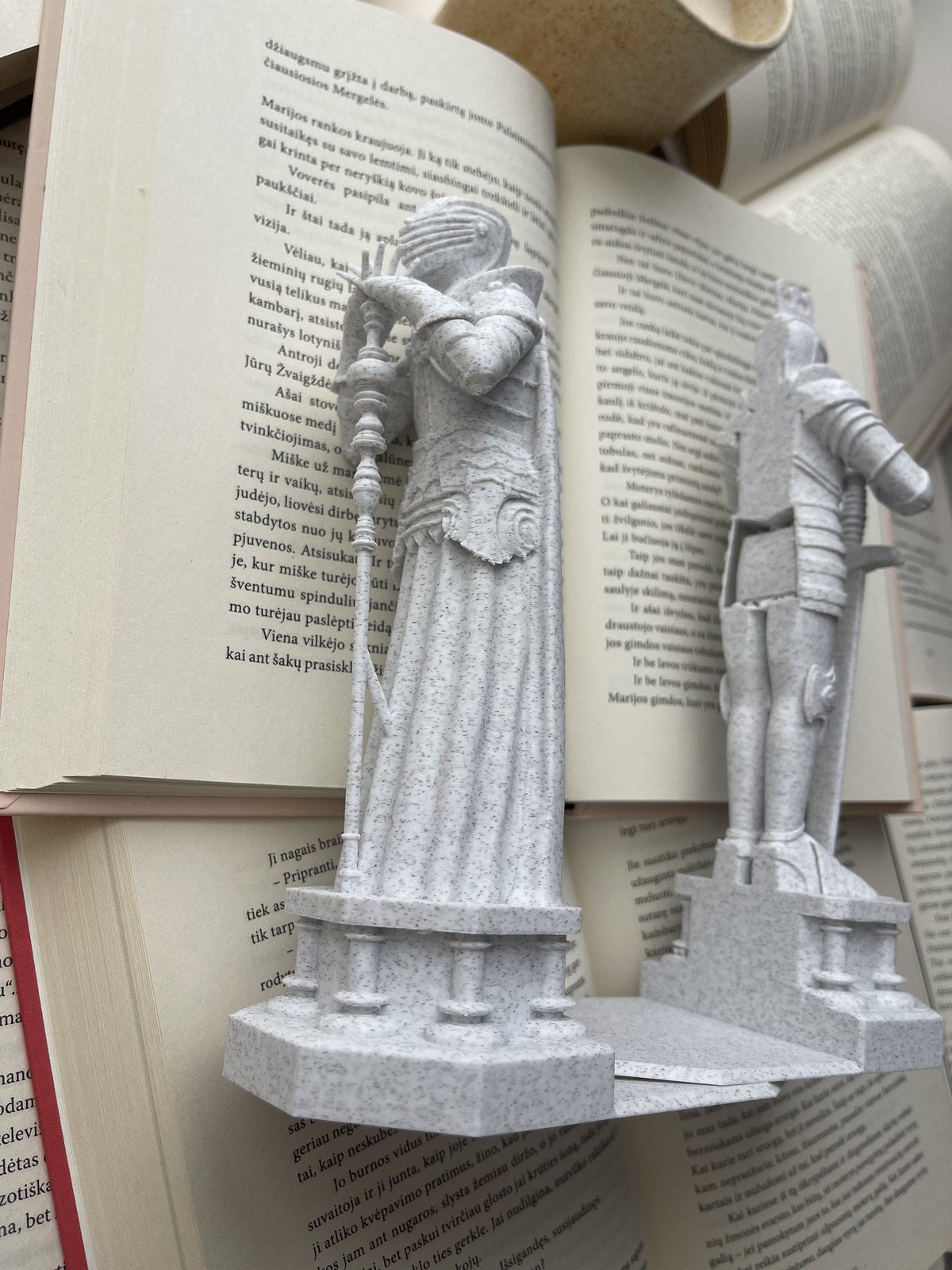 Bookend “Wizard’s Chess Knights”