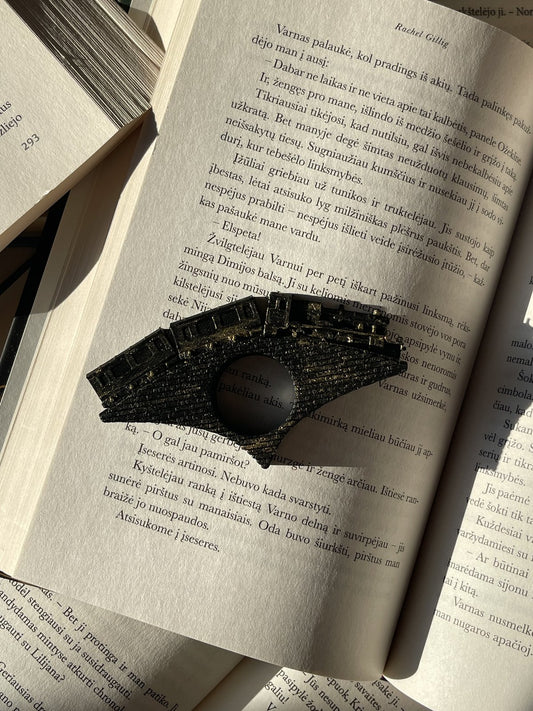 Page Holder “Dark Train”