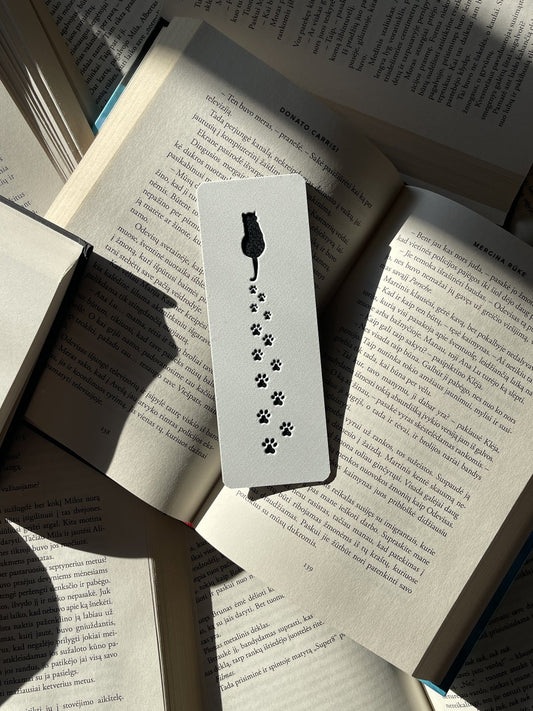 Bookmark “Cat Paw Prints”