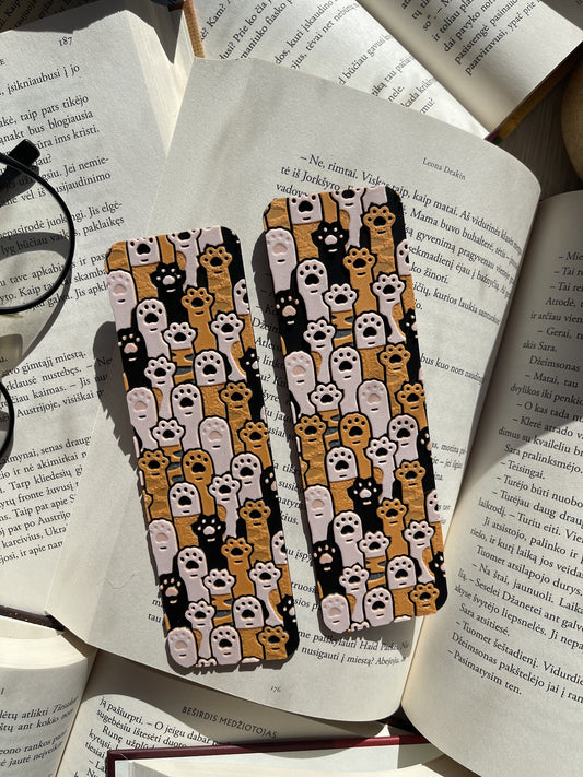 Bookmark "Paws"