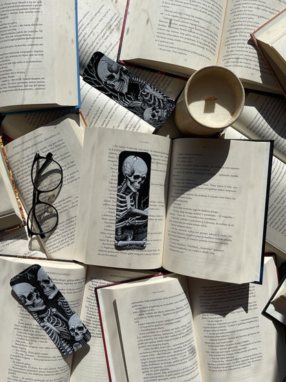 Bookmark "Skeleton Life"