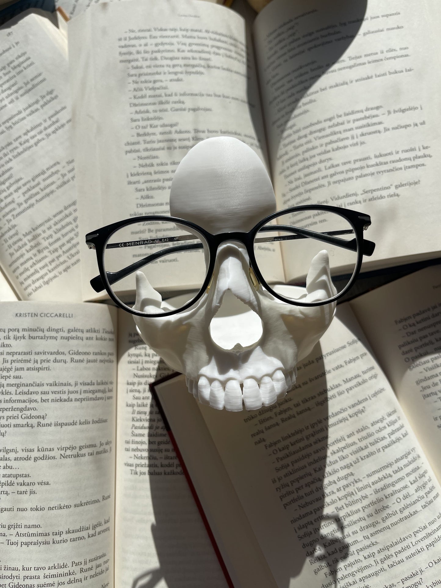 Skeleton Glasses Holder