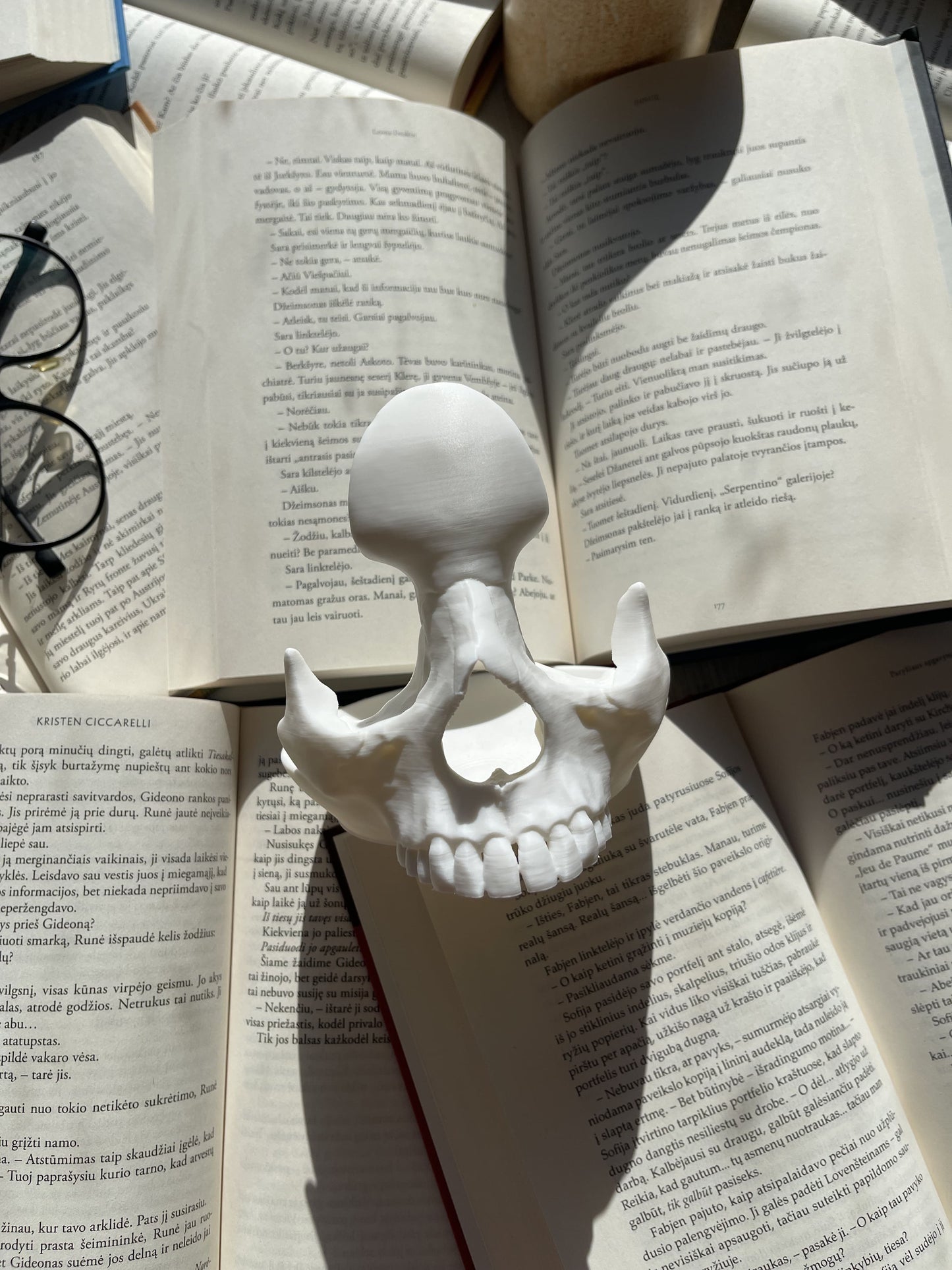 Skeleton Glasses Holder