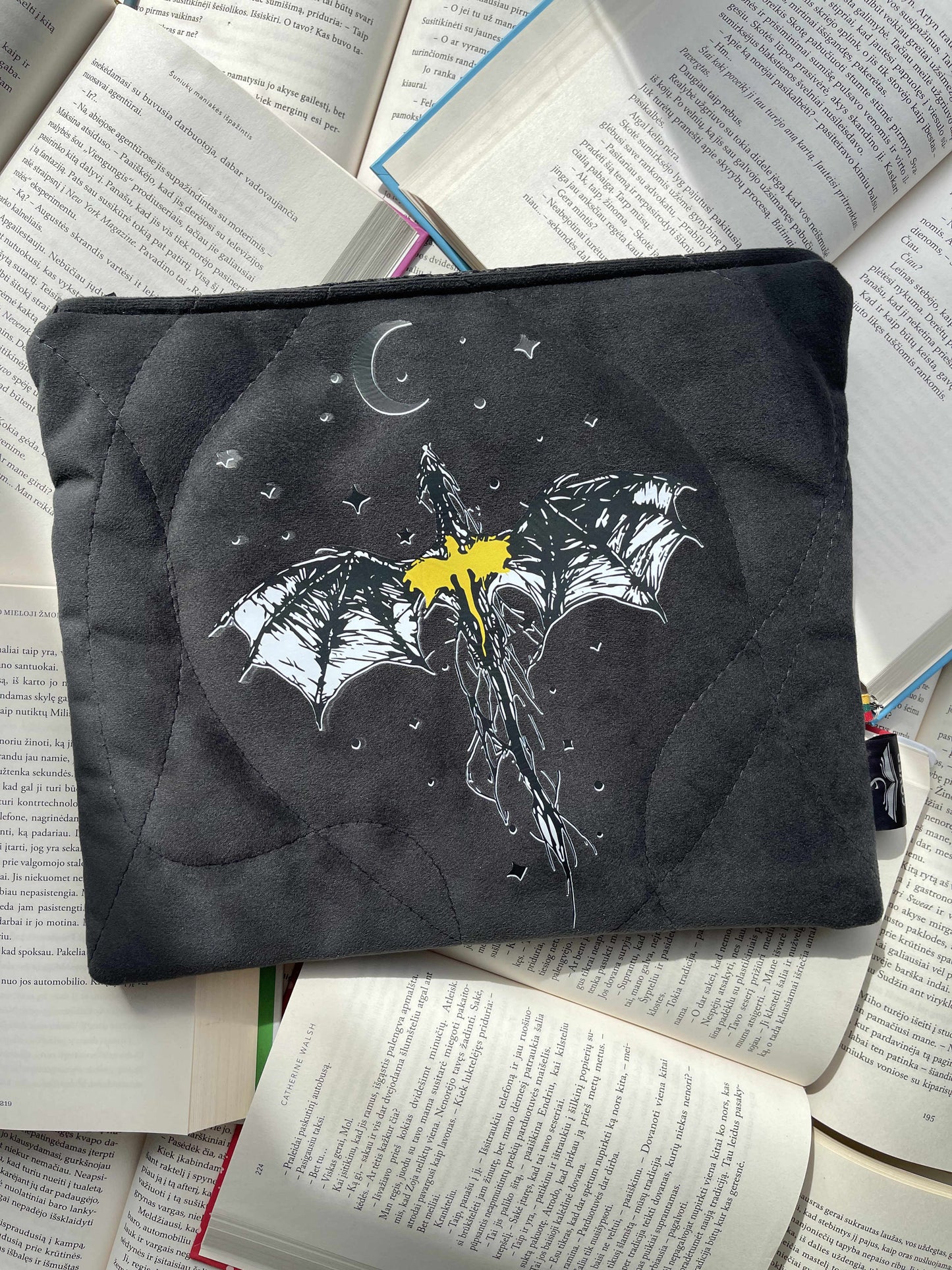 Dragon’s Night + 2 bookmarks (for free)
