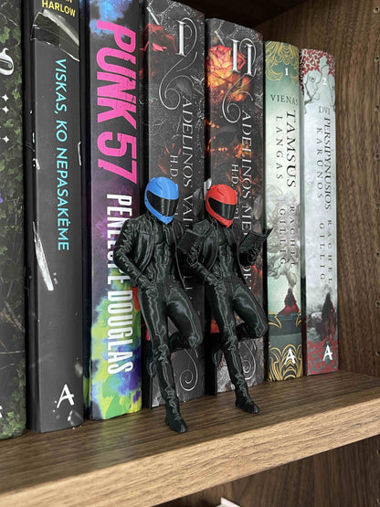 Bookshelf Insert “Lights Out”