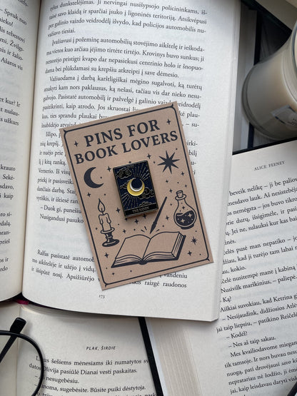 Pins "Tarot The Moon"