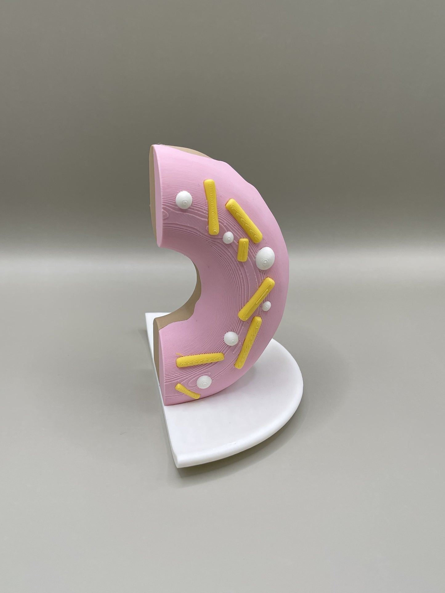 “Donut” Bookend – Minor Defect