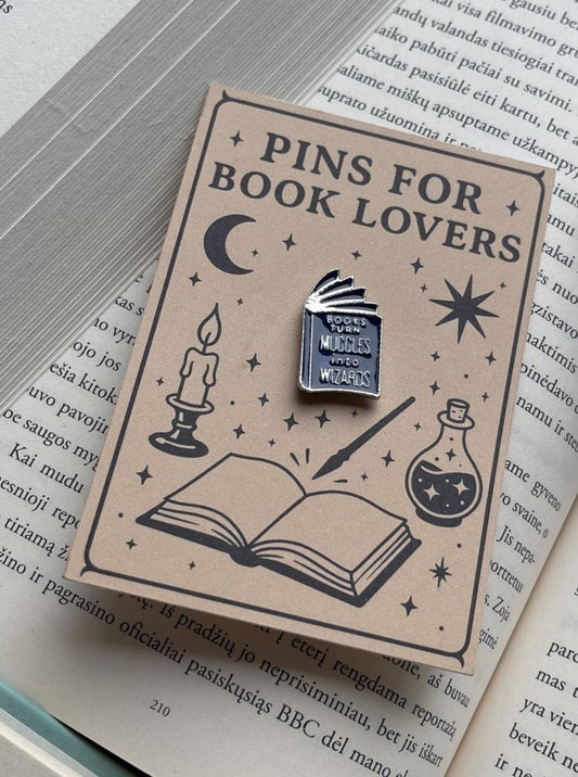 Pins "Books turn MUGGLES into WIZARDS"