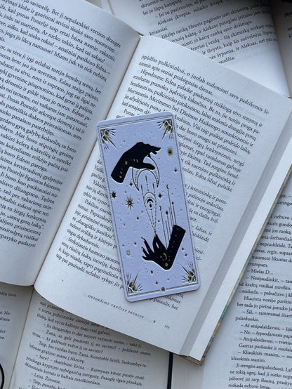 Bookmark "The World in our Hands"
