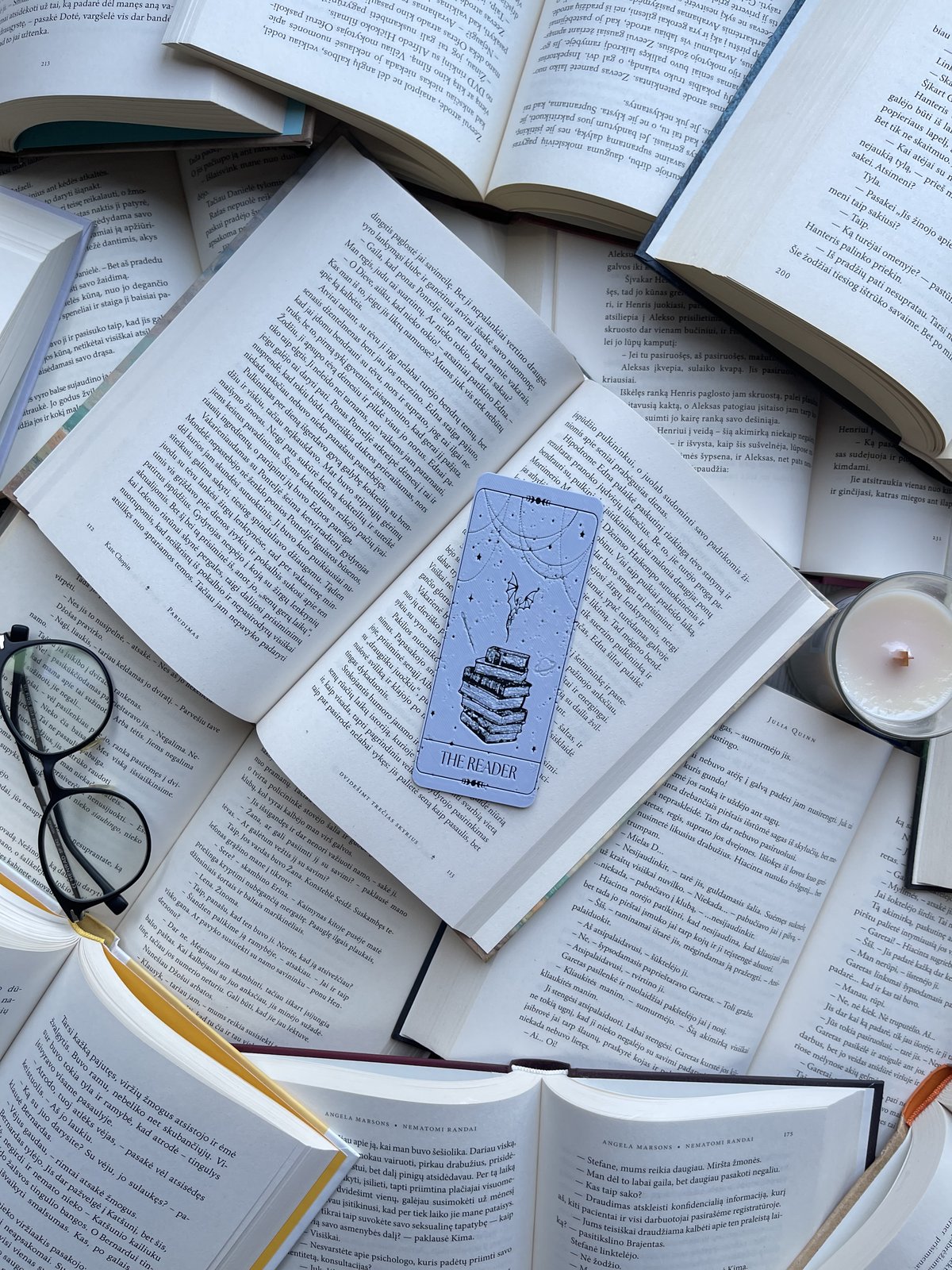 Bookmark "The Reader"