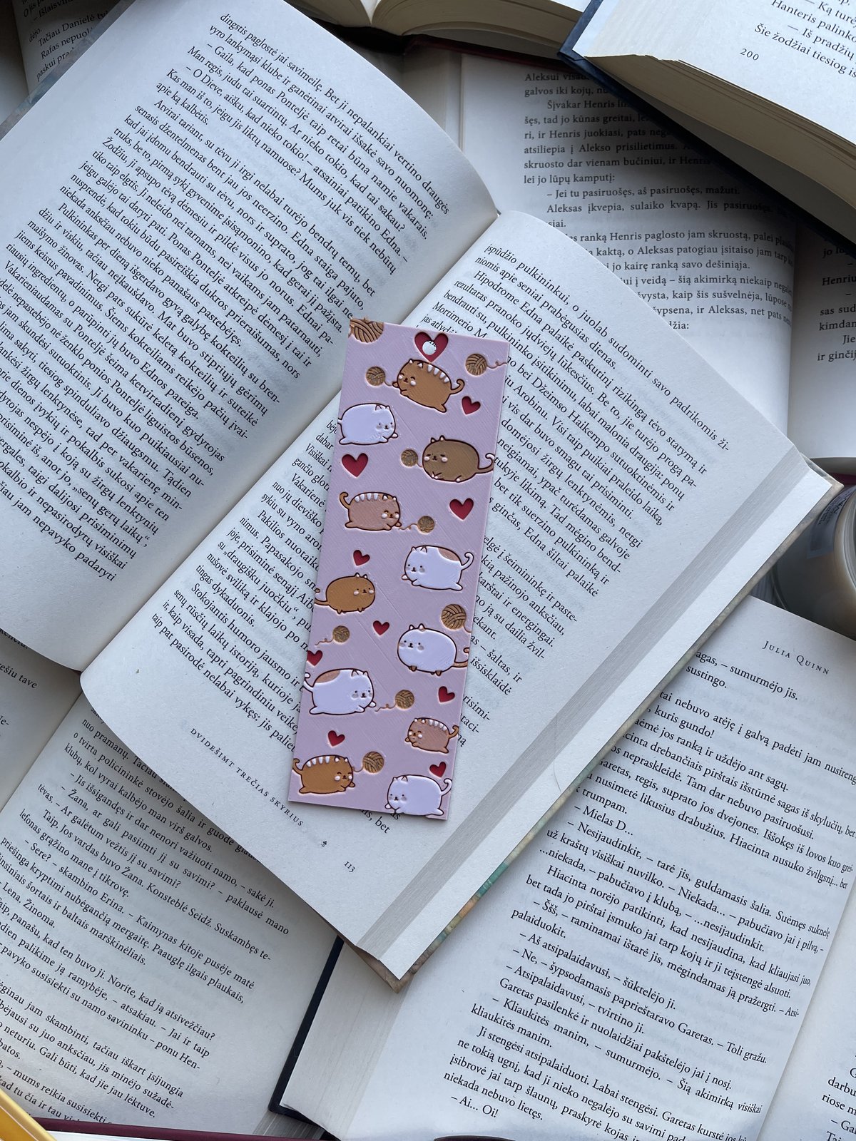 Bookmark "Playful Cats"