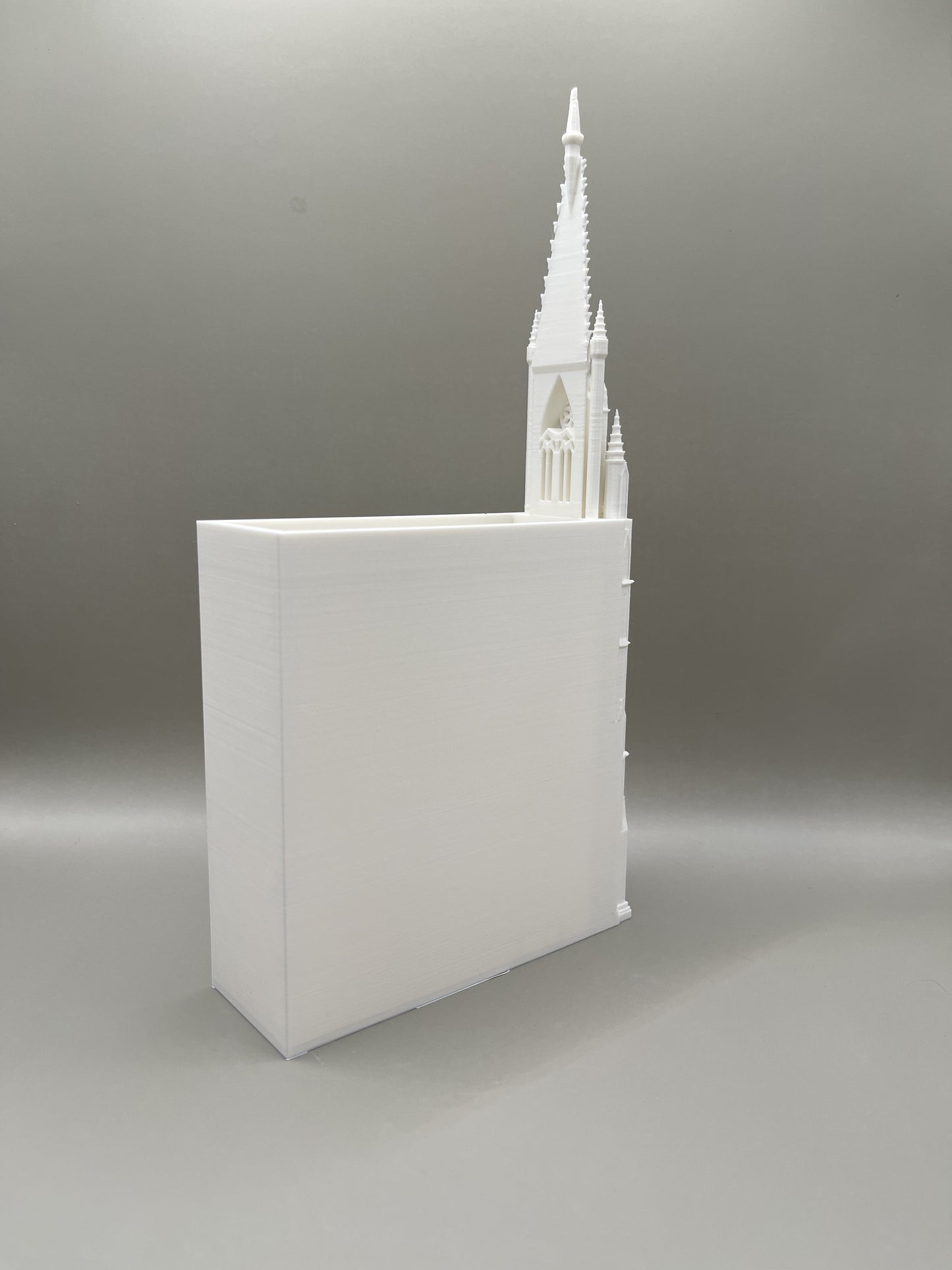 Book Nook "Cathedral"
