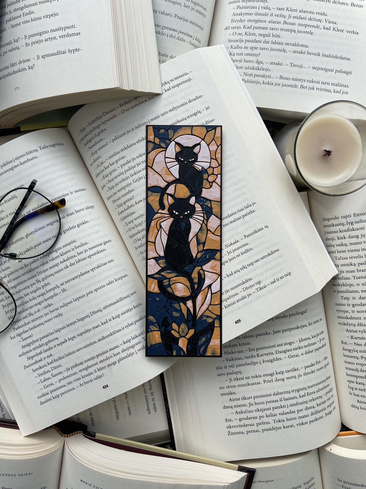 Bookmark "Two Black Cats"