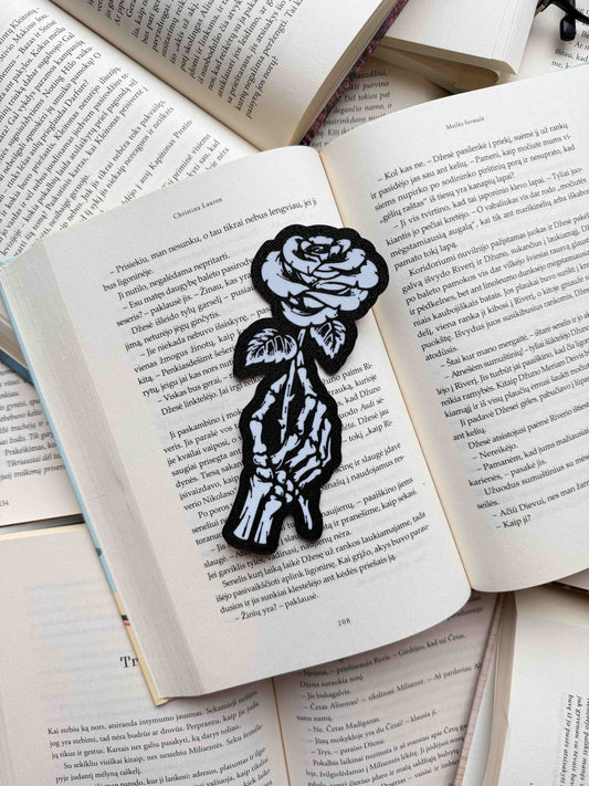 Bookmark "Deadly Rose"