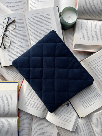 Book sleeves + 2 bookmarks (for free)