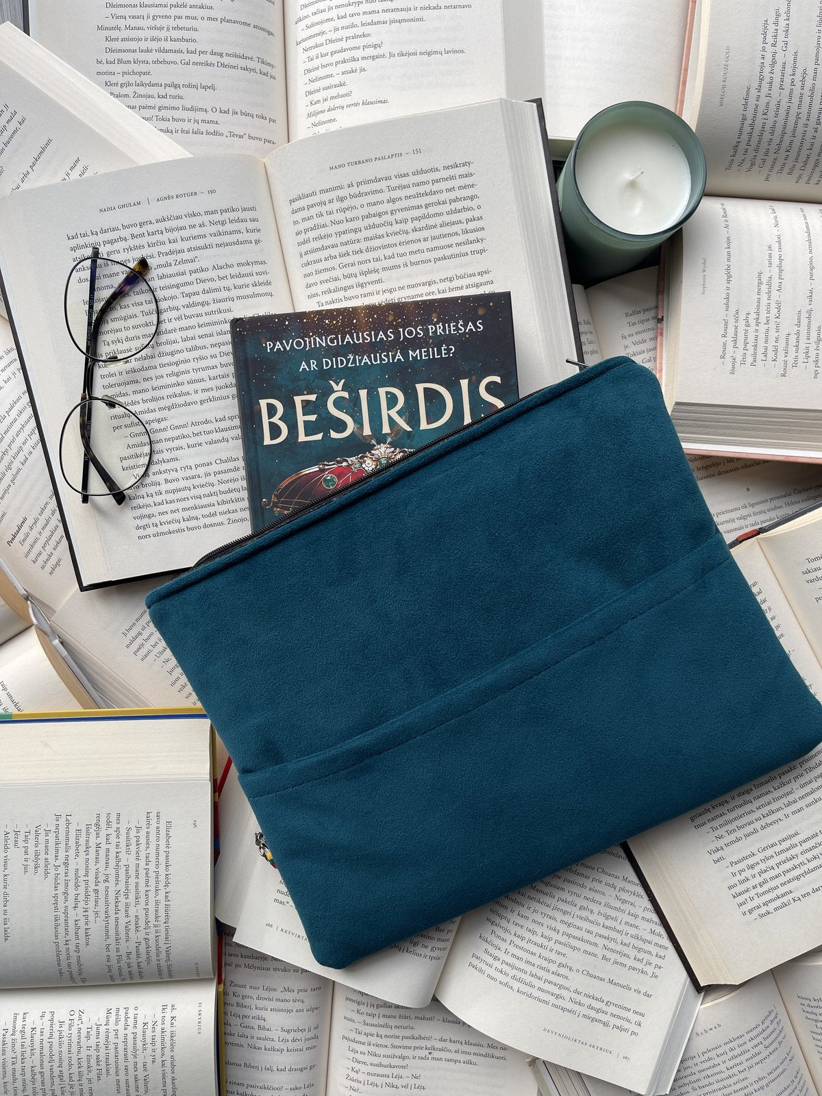 Midnight Chapters+ 2 bookmarks (for free)