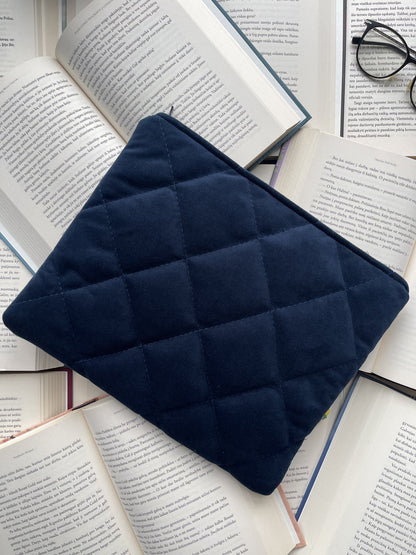 Midnight Library + 2 bookmarks (for free)