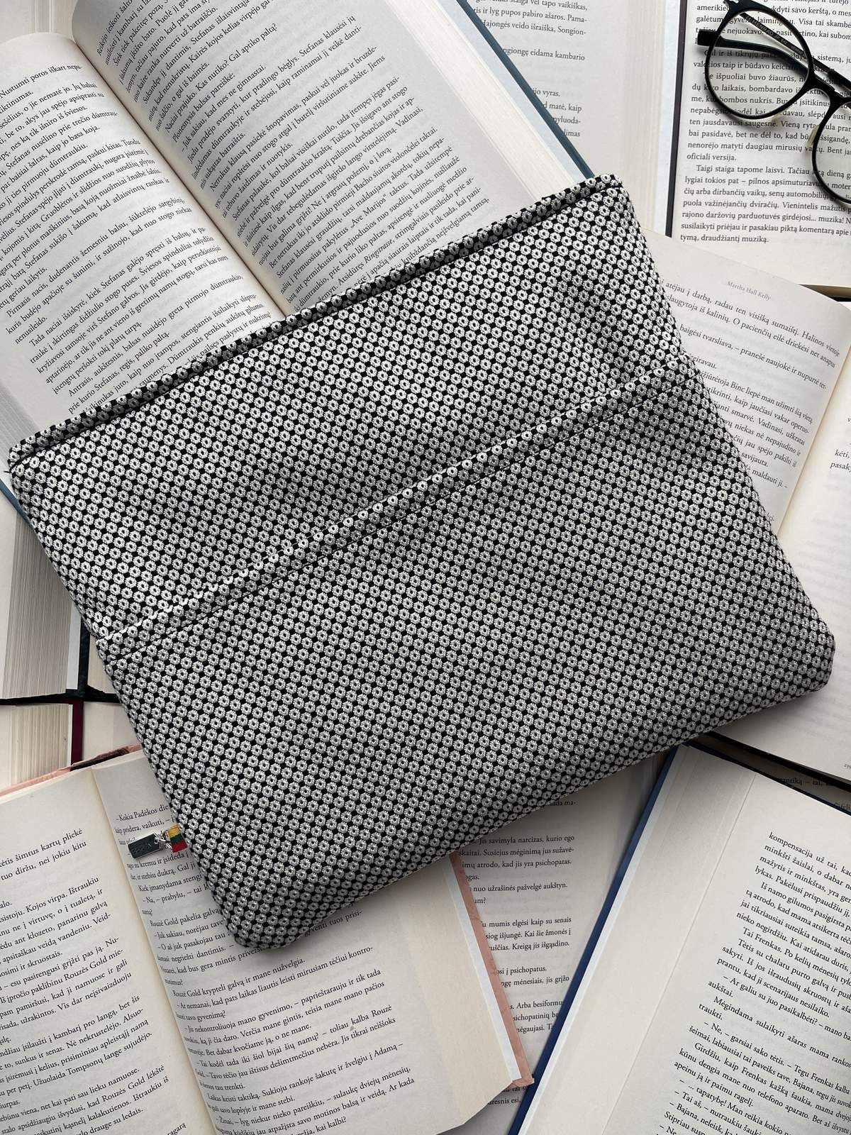 Ink & Paper + 2 bookmarks (for free)