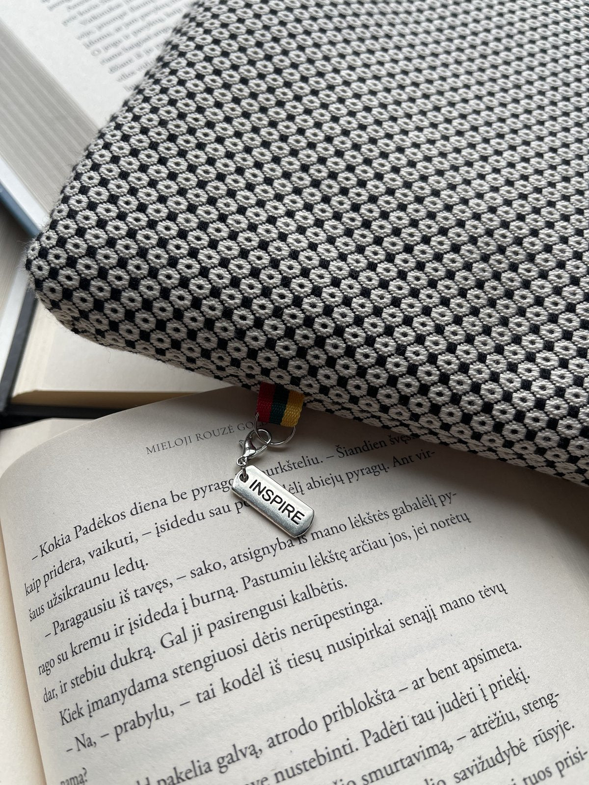 Ink & Paper + 2 bookmarks (for free)