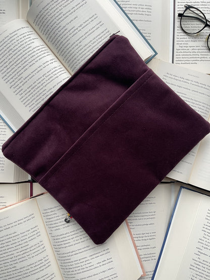 Twilight Tales + 2 bookmarks (for free)