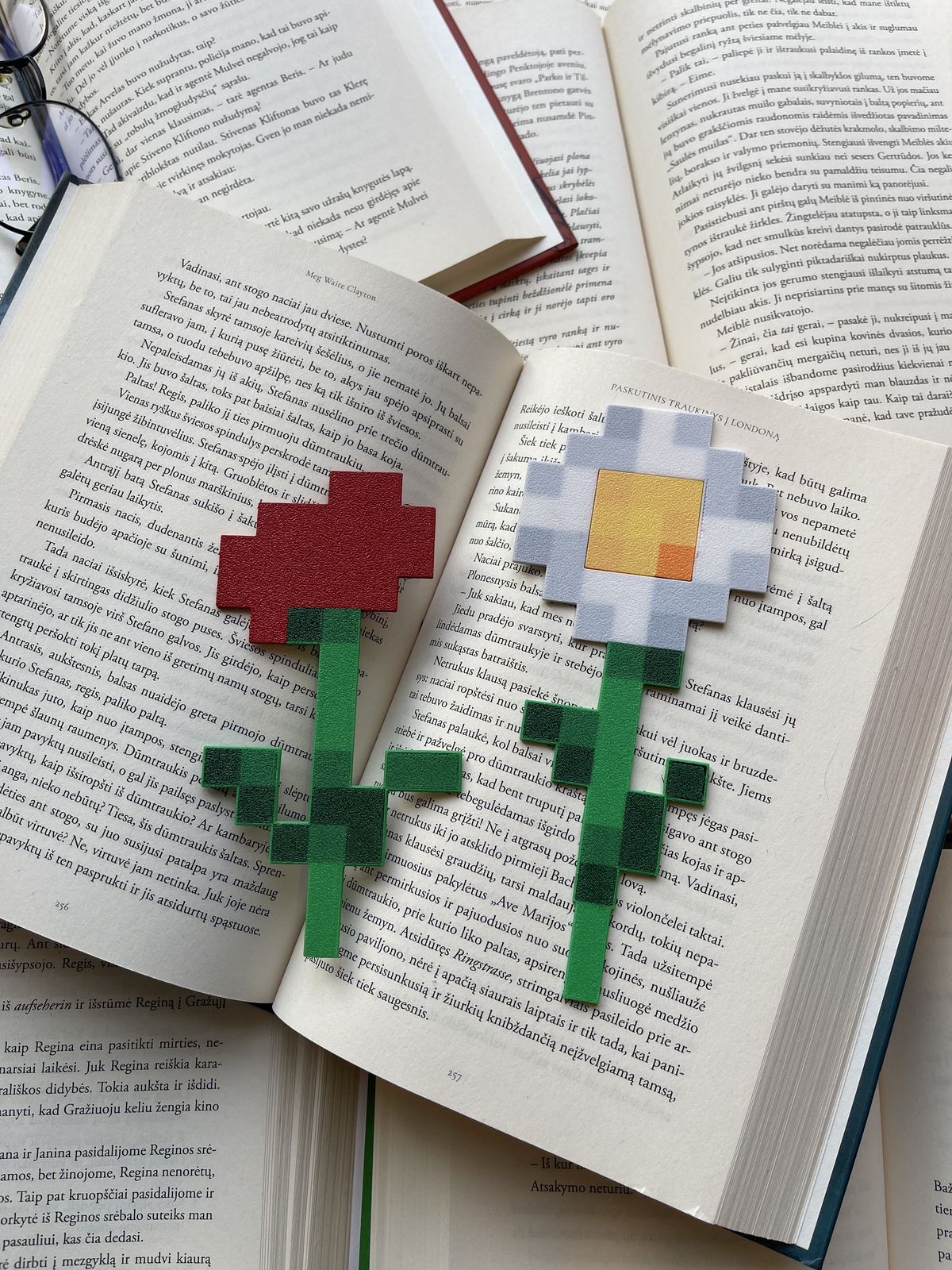 Bookmark "Minecraft Flower"