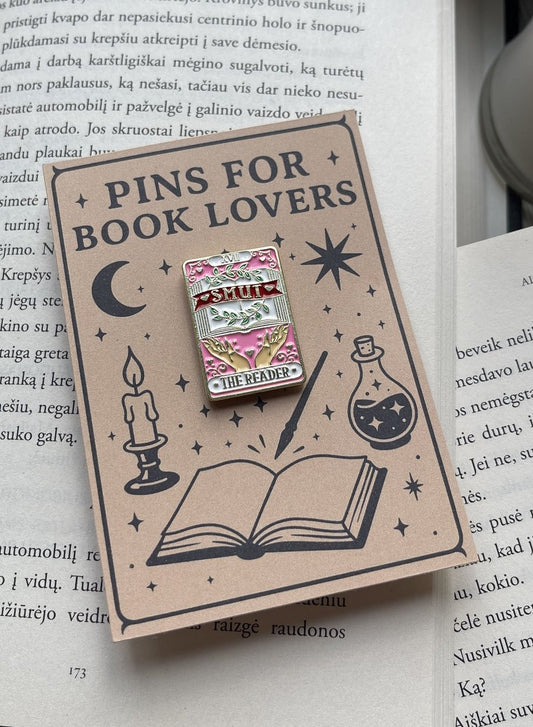 Pins "Tarot SMUT The Reader"