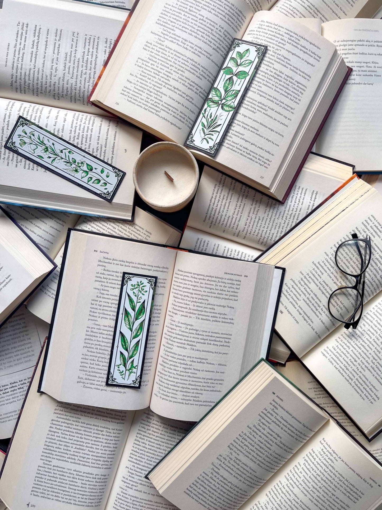 Bookmark "Floral Elegance"