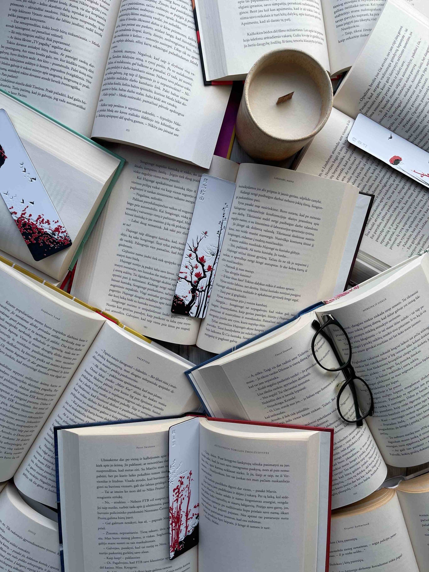 Bookmark "Red Blossom"